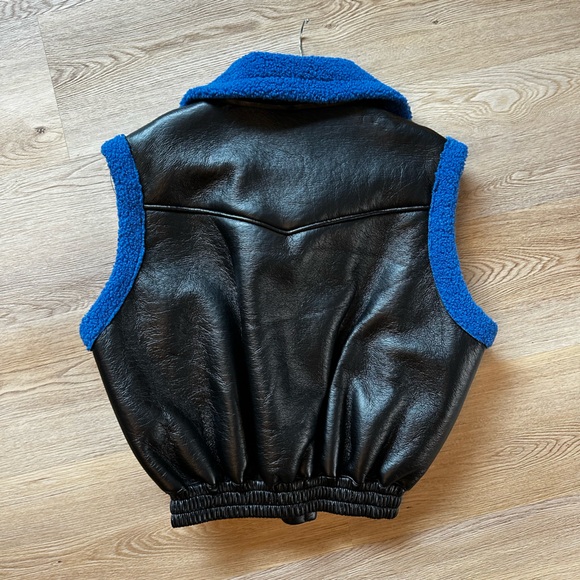 Storets Faux Leather and Sherpa Vest - Picture 2 of 3